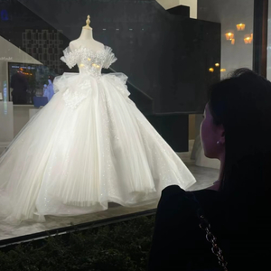 裸体露屄动漫画
